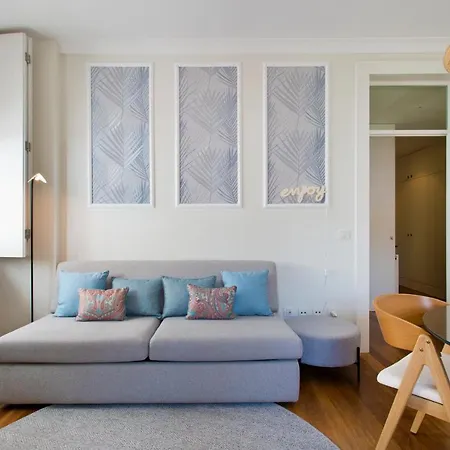 아파트 Boutique Rentals- Douro Ribeira Historical Center With Parking 포르투
